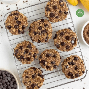 Oatmeal-banana-chocolate cookies